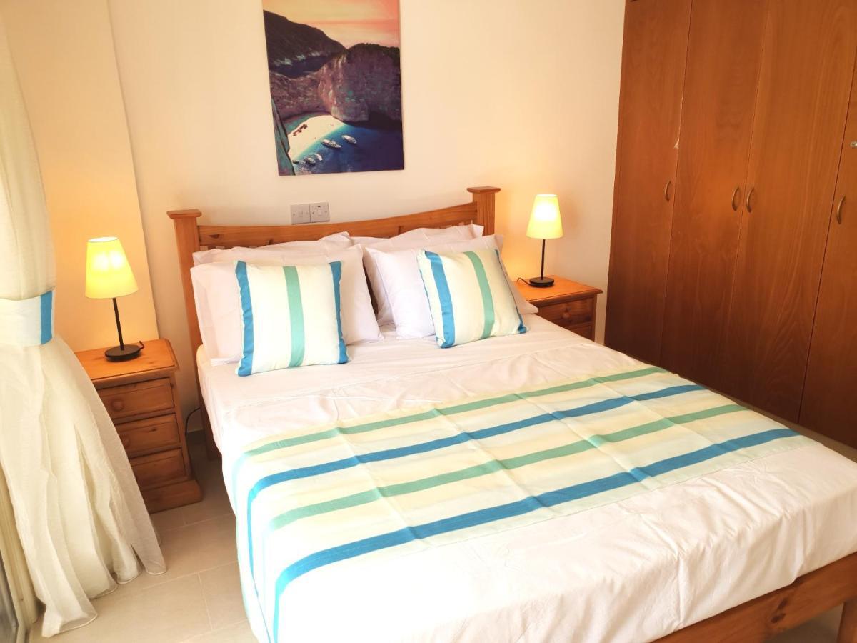 Ground Floor One Bedroom Apartment, Vanessa Complex ペイヤ エクステリア 写真